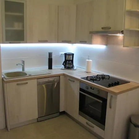 Apartamento In Mit Whirlpool Und Garten Banjole