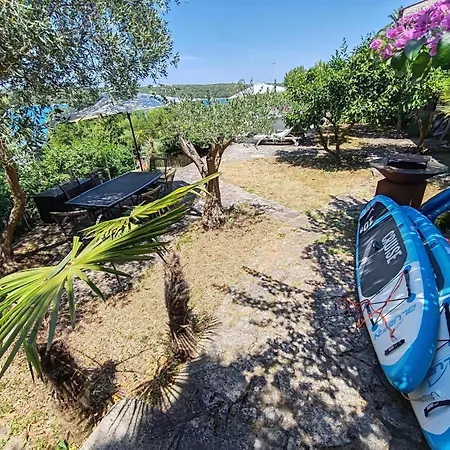 In Mit Whirlpool Und Garten Apartamento